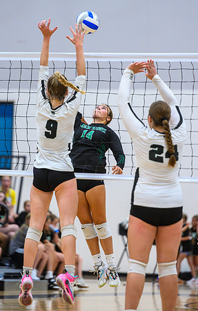 Rock Ridge-Proctor Volleyball